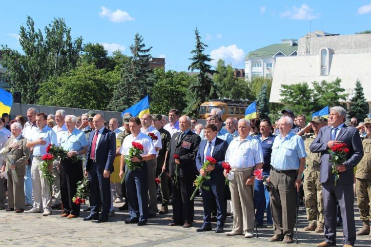 Керівники міграційної служби Черкащини вшанували пам`ять жертв війни в Україні
