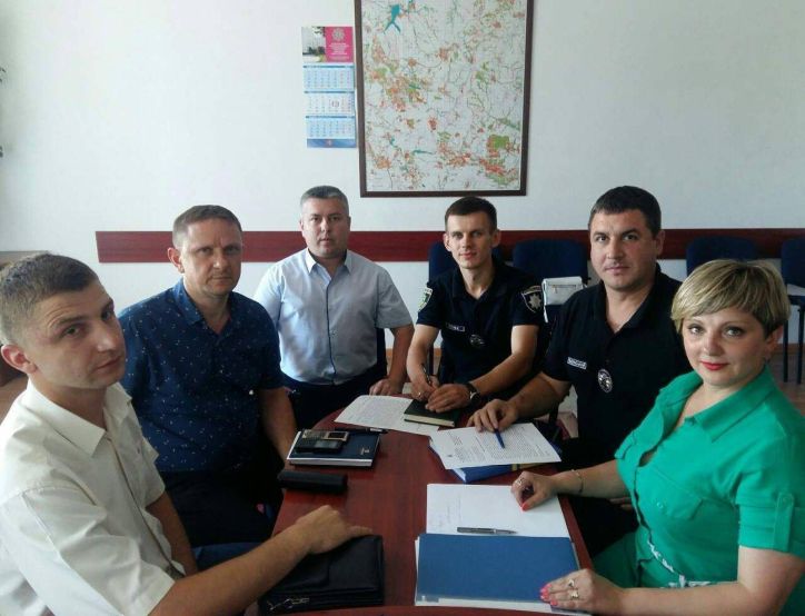 В УДМС Хмельниччини відбулась нарада щодо осіб, які незаконно перебувають на території України