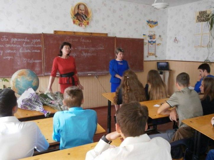 Міграційники Чернігівщини упродовж вересня проведуть інформаційну кампанію та розкажуть школярам і студентству регіону «Все про біометричні документи у деталях»