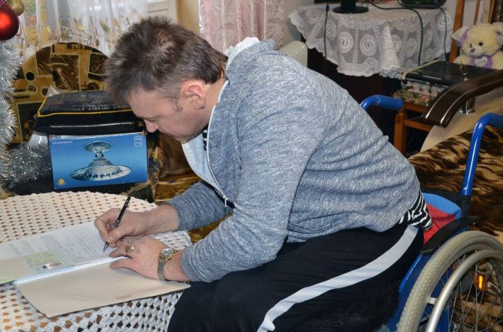 Уродженцю Мурманська, який знайшов своє кохання у Тернополі, вручили посвідку на постійне проживання в Україні