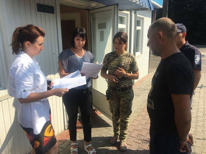 У Чернівцях примусово повернуто громадянина РФ та оштрафовано громадянина Молдови