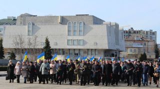 Міграційники віддали шану визволителям області