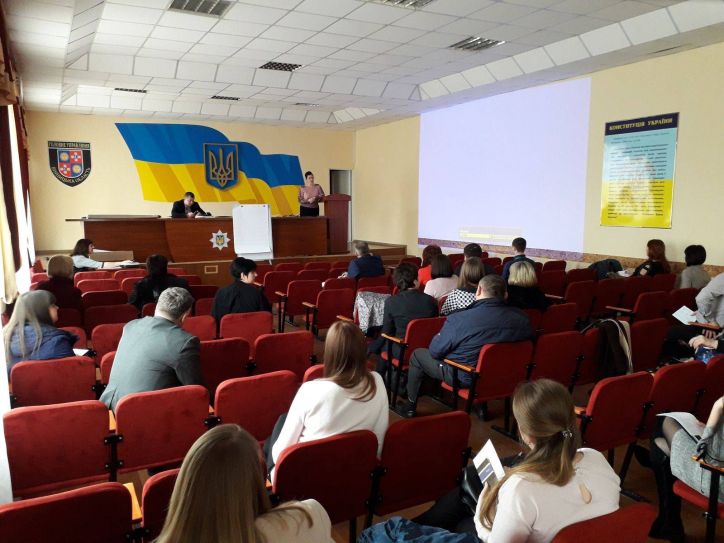 У Вінниці співробітники УДМС вивчали ділову українську мову