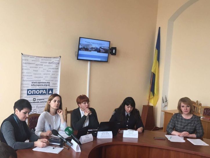 Спеціалісти УДМС України в Чернігівській області взяли участь у марафоні з метою роз’яснення виборчих прав громадян