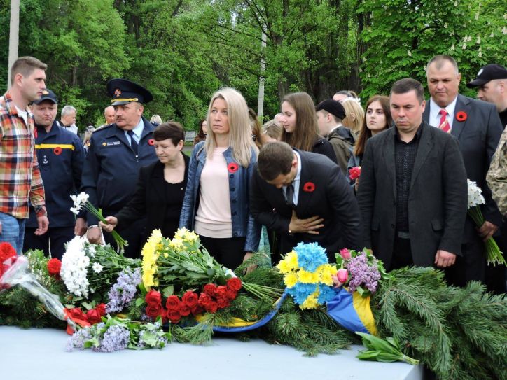 Як відзначали День Перемоги на Луганщині