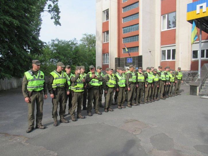 На Житомирщині військовослужбовці Національної гвардії допомагають виявляти порушників міграційного законодавства