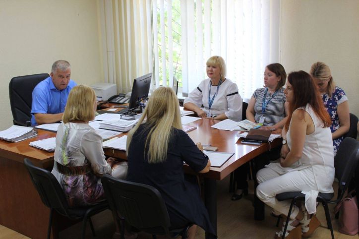 Міграційники Київщини обговорили якість надання адмінпослуг ДМС у ЦНАПах та ДП «Документ»