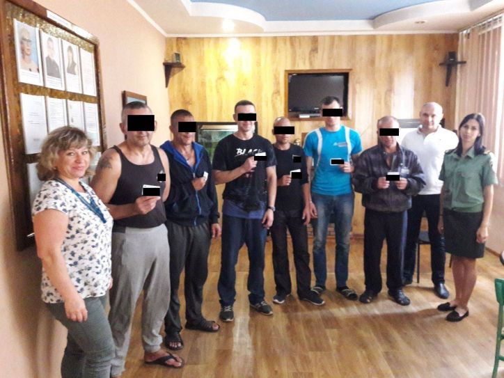 У Селидівській виправній колонії відбулось урочисте вручення паспортів громадянина України засудженим
