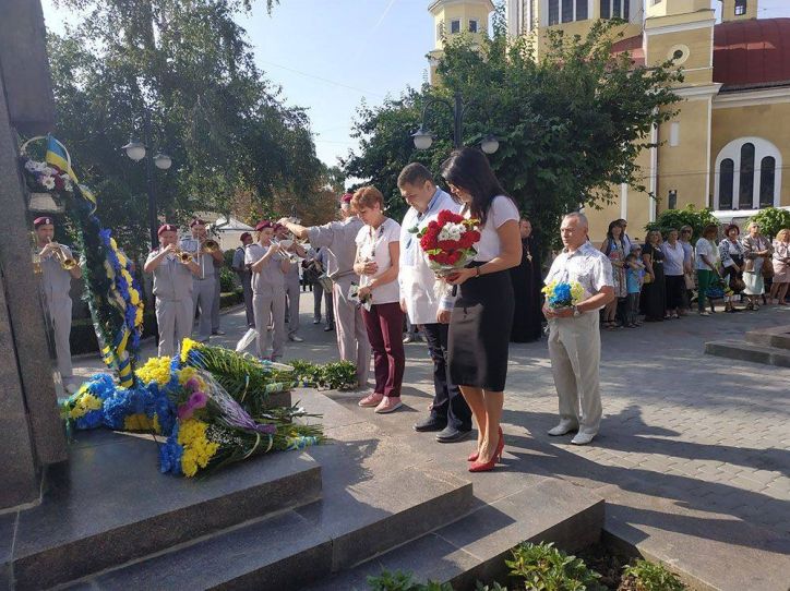 Буковинські міграційники взяли участь в урочистостях з нагоди 28-ї річниці з Дня Незалежності України