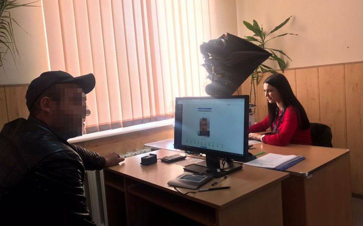 На Буковині примусово повернуть громадян Молдови та Вірменії