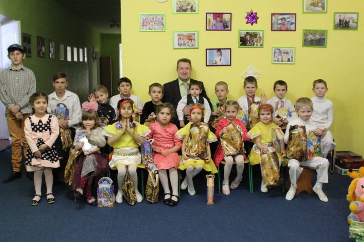 Керівник Міграційної служби Вінниччини привітав вихованців  Жмеринського дитячого будинку з Днем Святого Миколая