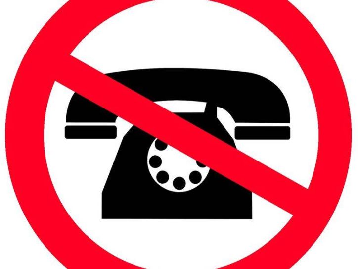 Один з телефонів «гарячої лінії» Міграційної служби Київщини наразі не працює