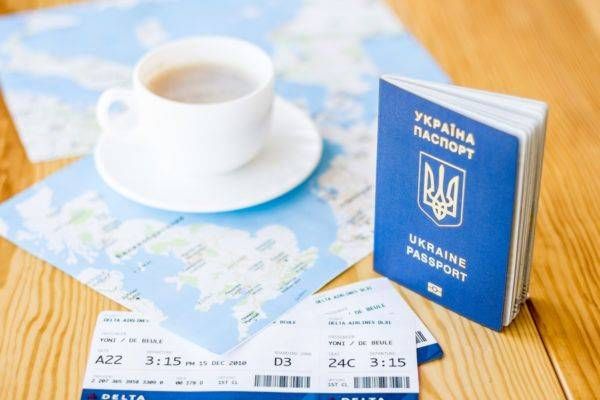 Річниця безвіз: за 3 роки Міграційною службою Полтавщини оформлено понад 342 тисячі закордонних паспортів