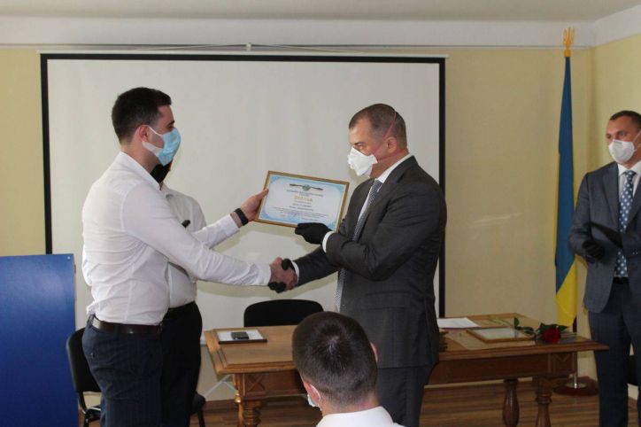 Кращих державних службовців Міграційної служби Київщини нагородили з нагоди свята