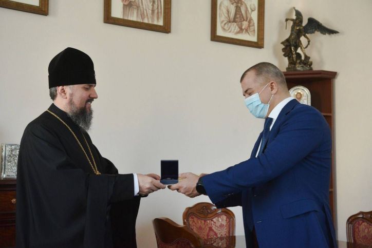 Керівництво Міграційної служби Київщини відзначили високими церковними нагородами