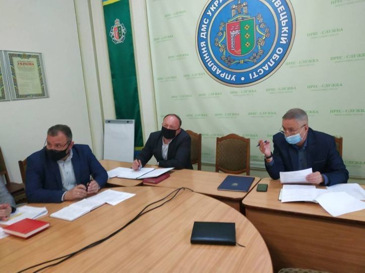 У Чернівцях відбулася розширена службова нарада за результатами діяльності УДМС у першому кварталі 2021 року