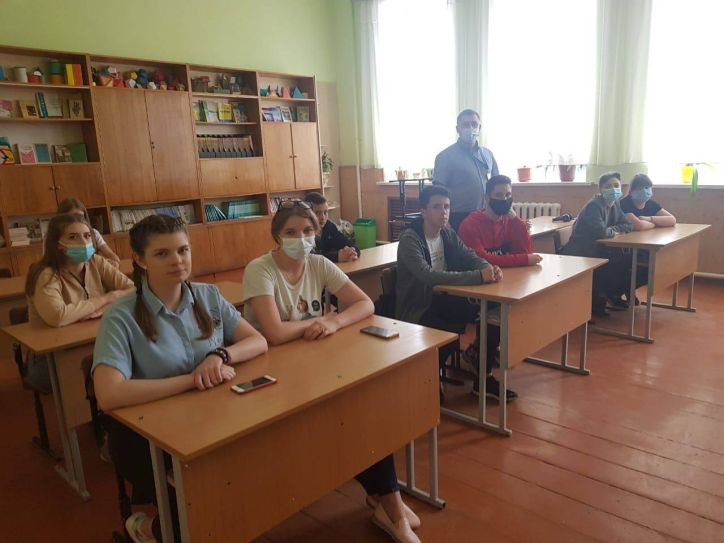 Школярів Переяслава знайомили з доступністю отримання послуг ДМС