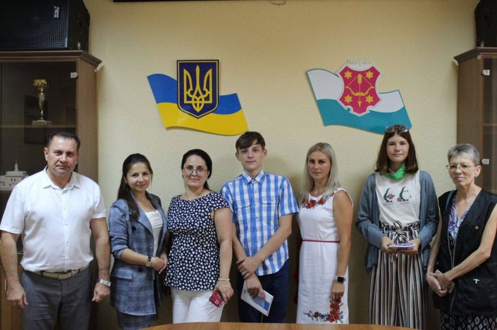 З нагоди відзначення Дня Державного прапора України та 30-річчя незалежності України у Полтаві урочисто вручили ID-картки