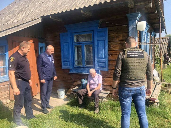З колоритного села на Рівненщині громадянина Білорусі  примусово повернуть в країну походження