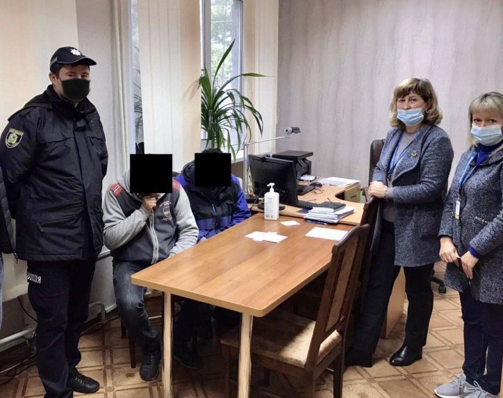 На Харківщині виявлено двох порушників міграційного законодавства