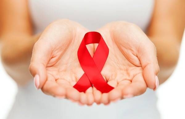 1 грудня — Всесвітній день боротьби зі СНІДОМ