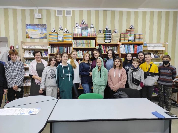 У Миргороді провели інформаційну зустріч зі школярами на тему: «Що потрібно знати перед поїздкою за кордон та як убезпечити себе»