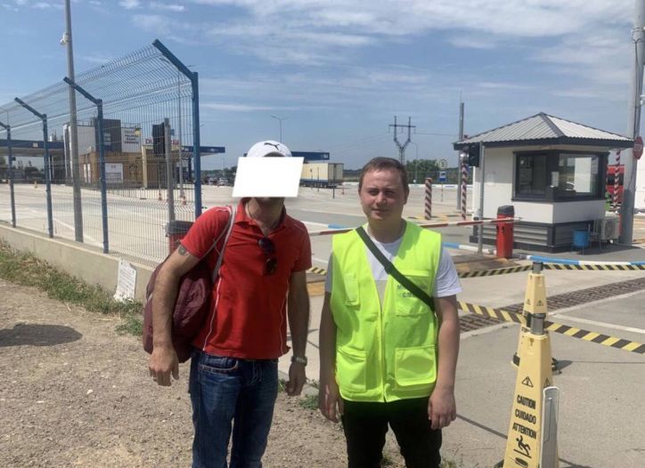 Через контрольно-пропускний пункт «Маяки-Удобне» двоє порушників міграційного законодавства покинули територію України