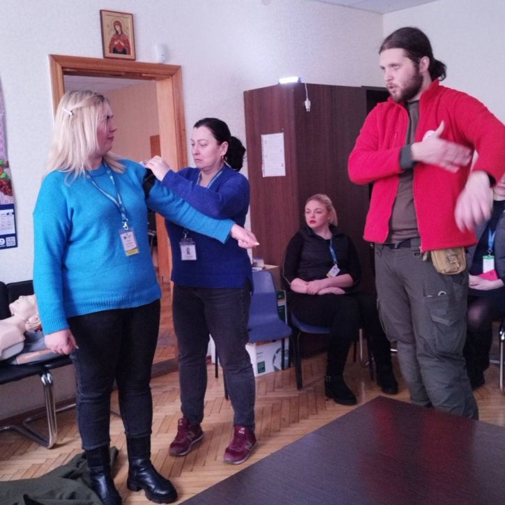 У Києві міграційники опанували навички першої долікарської допомоги