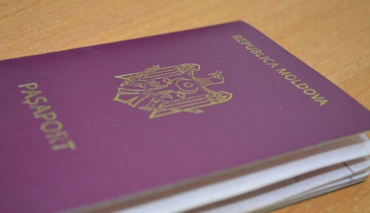 Міграційники ухвалили рішення про примусове повернення громадянки Республіки Молдова