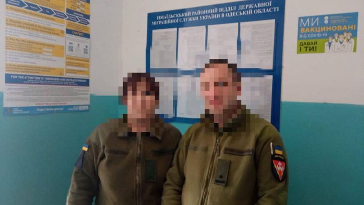 Військові ЗСУ, які стоять на захисті повітряного простору України, оформлюють одночасно ID-картки та закордонні паспорти