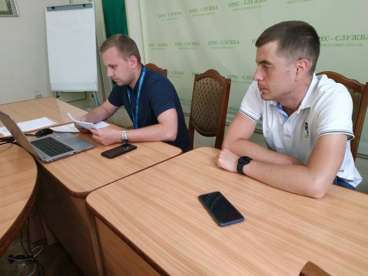 У Чернівцях вивчали законодавчі зміни щодо імміграції в Україну та нововведення у сфері міграції