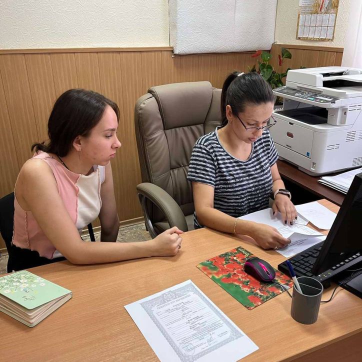 На Дніпропетровщині міграційники  проводили навчання з адміністраторами ЦНАП
