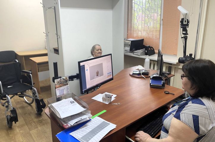 На Миколаївщині допомагають людям похилого віку в якісному оформленні адміністративних послуг