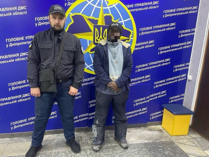 В Дніпрі працівники Міграційної служби виявили та затримали громадянина Нігерії, який незаконно перебував на території України