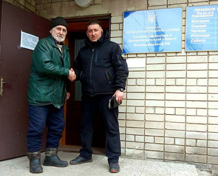 На Дніпропетровщині відновлюють документи постраждалим від війни мешканцям Донеччини