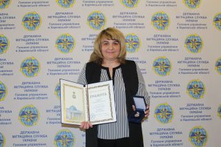 Нагородження начальника Ізюмського відділу ГУ ДМС у Харківській області за заслуги перед українським народом