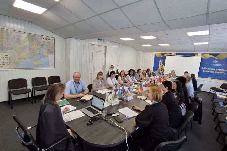 В УДМС Хмельниччини відбувся навчальний семінар для працівників територіальних підрозділів, відповідальних за ведення діловодства та архівних справ