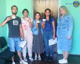 Четверо жителів Маньківщини отримали перші ID-картки після повноліття