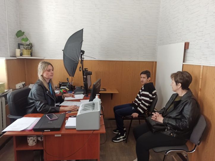 Оформлення першого паспорта: крок до безбар’єрних державних послуг