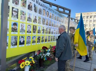 Управління Державної міграційної служби вшанували пам’ять полеглих у Другій світовій війні