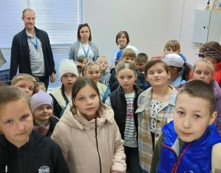 Цікаво, весело та пізнавально: Теофіпольський сектор УДМС Хмельниччини відкрив свої двері школярам!