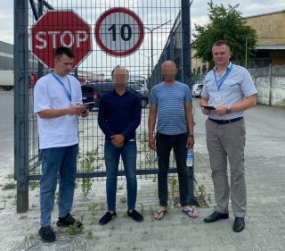 У Чернівцях примусово повернуть сімох громадян Молдови