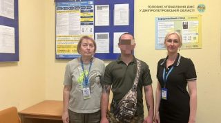 Міграційники надають захисникам України послуги поза чергою та в найкоротший термін, але дотримуючись перебігу всіх необхідних дій