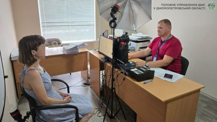 У Нікополі виявили громадянку Канади, яка порушила строки перебування в Україні