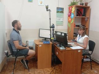 У Доброславському відділі оперативно оформили закордонний паспорт пораненому військовослужбовцю