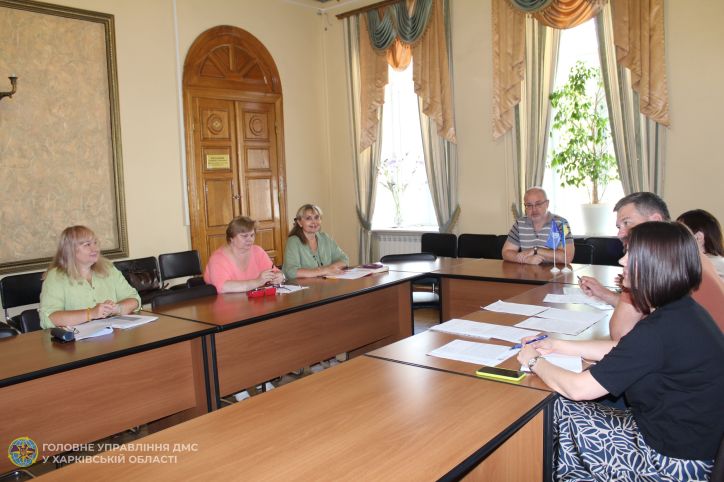 Єдиний підхід до складних кейсів: робоча зустріч між підрозділами ГУ ДМС у Харківській області
