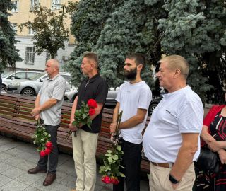 День памʼяті загиблих у полоні захисників, добровольців і цивільних