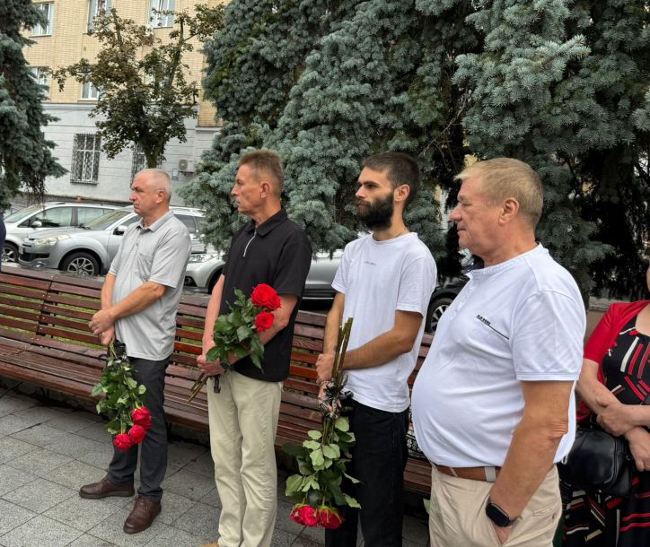 День памʼяті загиблих у полоні захисників, добровольців і цивільних