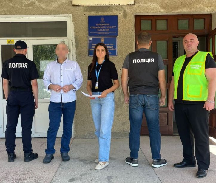 У Сокирянах примусово видворили громадянина Грузії