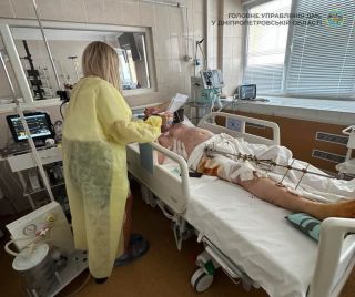 У медичних закладах Дніпра міграційники забезпечують оперативне документування постраждалих від збройної агресії рф